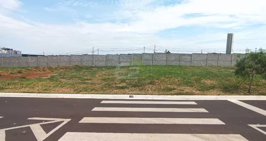 Terreno à venda em condomínio Monte das Araucárias, São Carlos