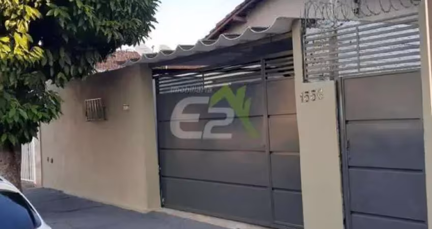 Casa a venda em Vila Boa Vista 1, Sao Carlos: 2 dormitorios, edicula e quintal amplo!