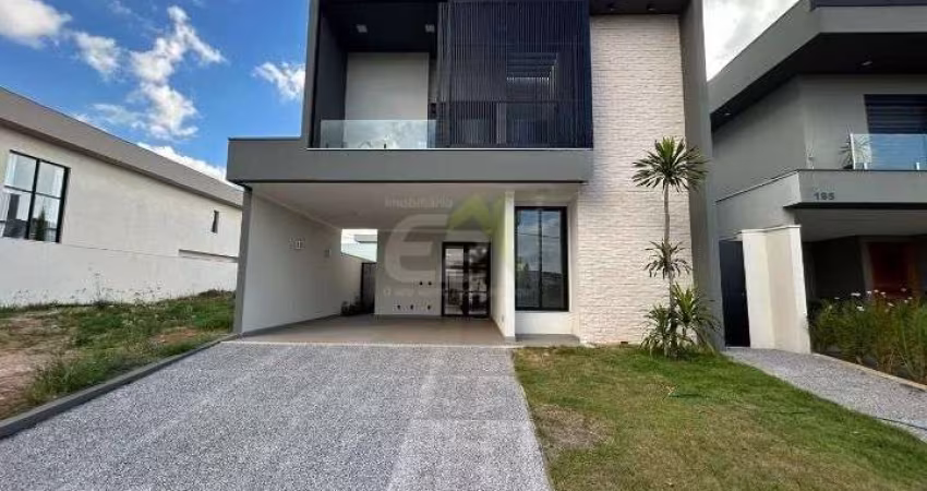UNIDADE COM PROJETO MODERNO, CONTEMPLANDO A LUZ E ILUMINAÇÃO NATURAL, AMBIENTES ESPAÇOS E INTEGRADOS.