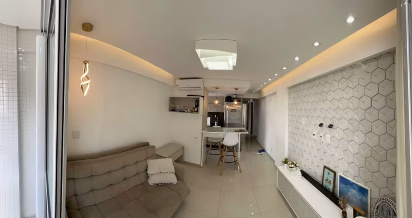 Apartamento Mobiliado de Luxo – Frente para o Mar, Pronto para Morar!