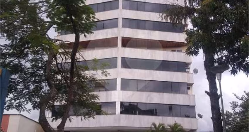 Apartamento com 3 quartos à venda em Jardim Amália - RJ