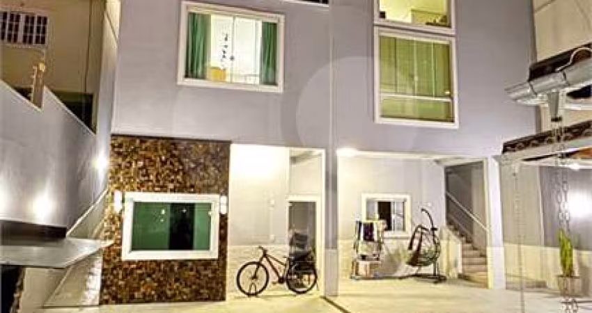 Casa com 3 quartos à venda em Jardim Amália - RJ