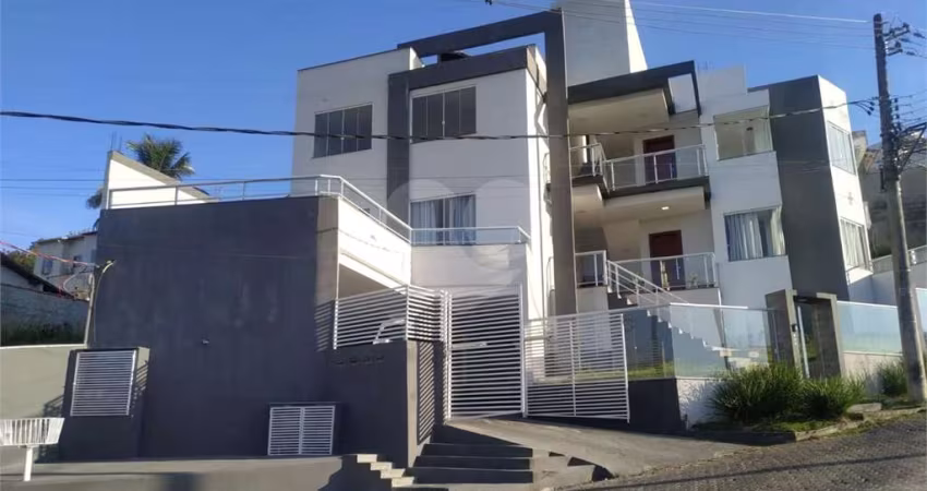 Apartamento com 2 quartos à venda em Jardim Amália - RJ