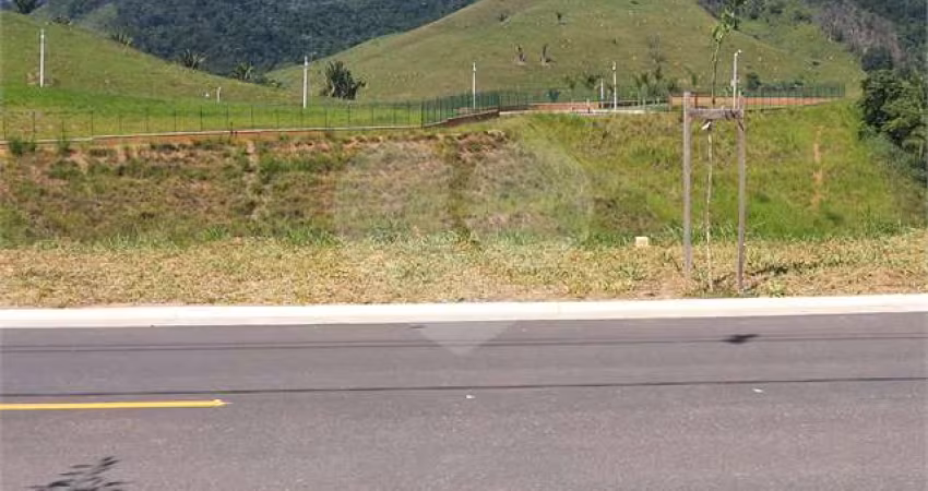 Terreno à venda em São Geraldo - RJ