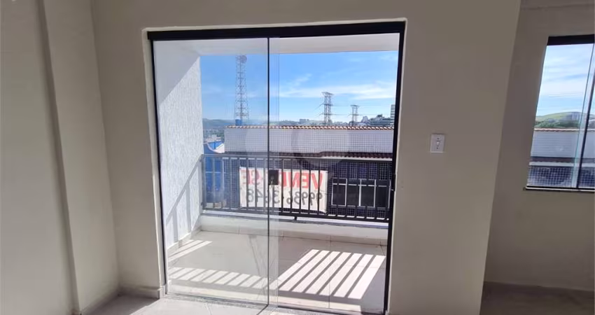 Apartamento com 2 quartos à venda em São João - RJ
