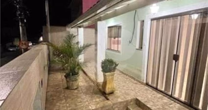 Casa com 3 quartos à venda em São João - RJ