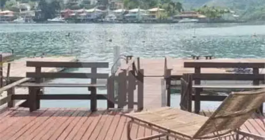 Casa com 4 quartos à venda em Village - RJ