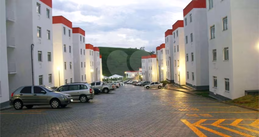 Apartamento com 2 quartos à venda em Água Limpa - RJ