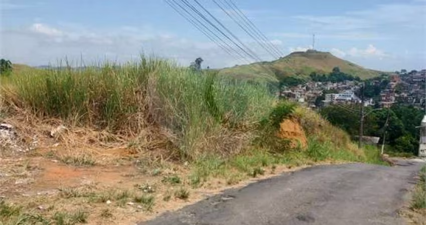 Terreno à venda em Santa Rita - RJ