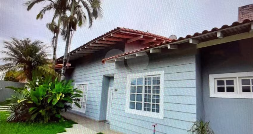 Casa com 4 quartos à venda em Jardim Amália - RJ