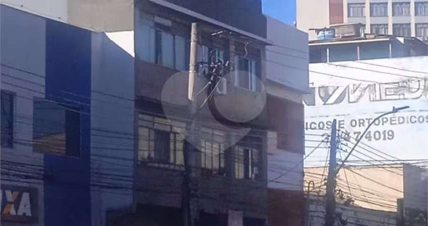 Apartamento com 2 quartos à venda em Aterrado - RJ