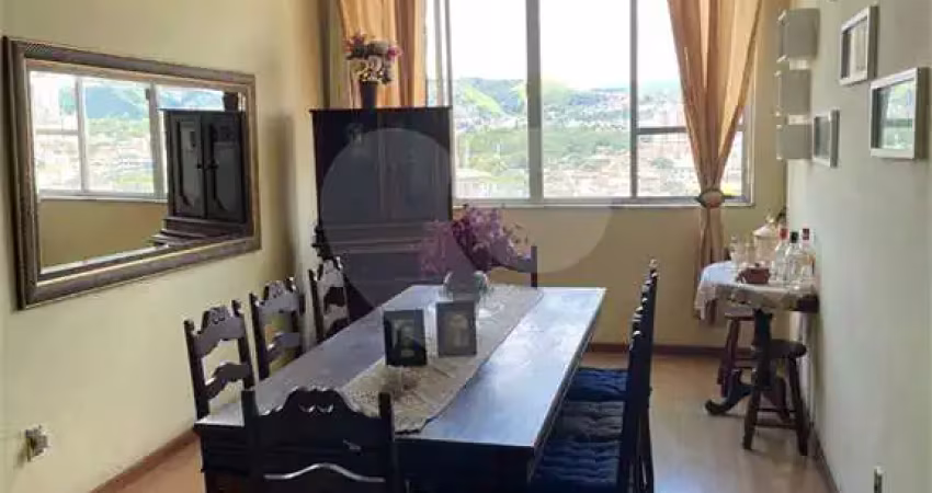 Cobertura com 3 quartos à venda em Centro - RJ