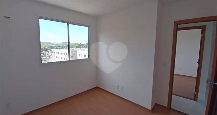 Apartamento com 2 quartos à venda na Francisco Chrisostomos Torres, São Luís, Volta Redonda