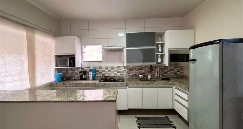 Apartamento com 2 quartos à venda em Vila Mury - RJ