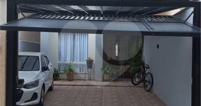Casa com 2 quartos à venda em Centro - RJ
