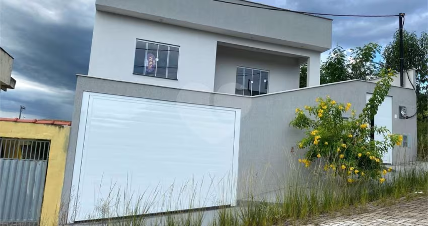 Casa com 2 quartos à venda em Centro - RJ