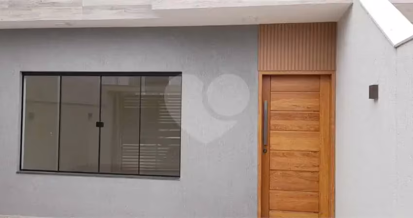 Casa com 2 quartos à venda em Centro - RJ