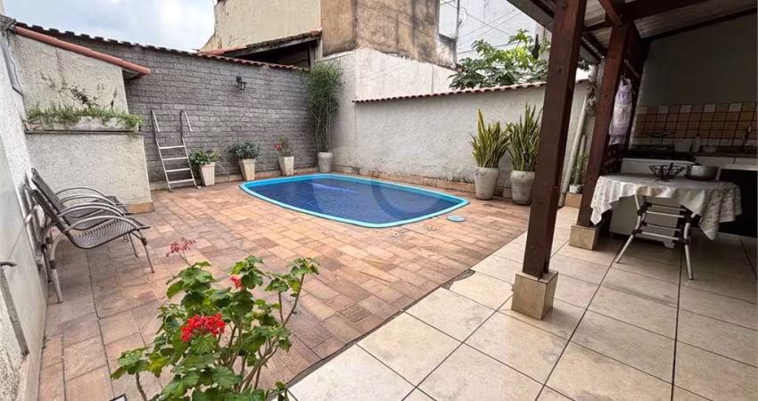 Casa com 3 quartos à venda em Vila Mury - RJ