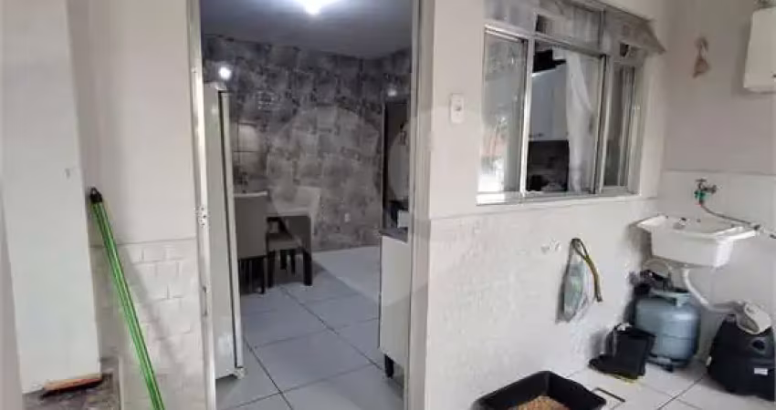 Casa com 2 quartos à venda em Goiabal - RJ