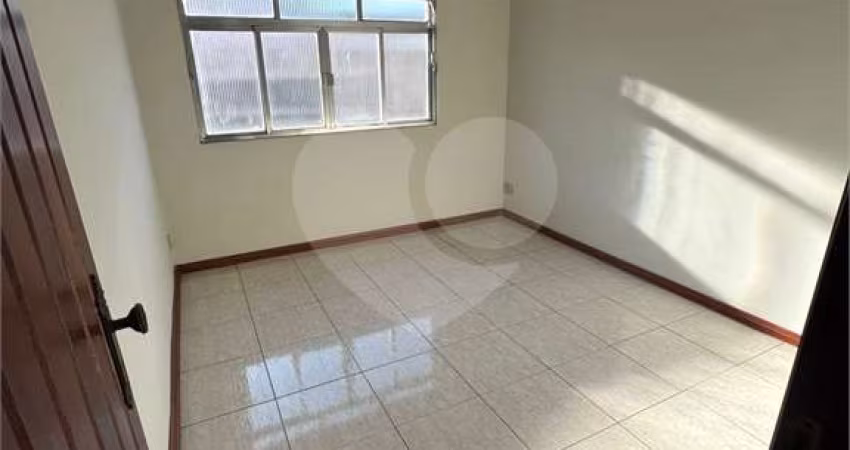 Apartamento com 3 quartos à venda em Vila Mury - RJ