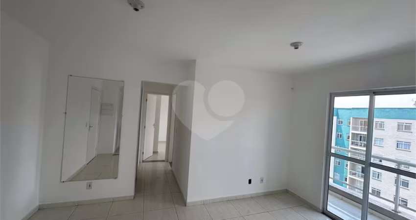Apartamento com 2 quartos à venda em Água Limpa - RJ