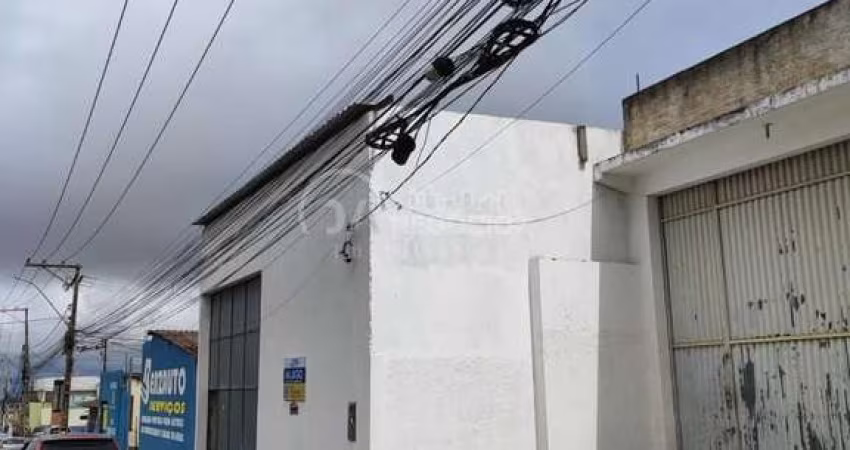 Galpão para Venda em Vitória da Conquista, Brasil, 2 banheiros, 12 vagas