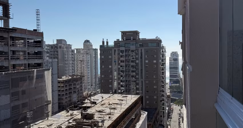 Alugo anual lindo apartamento