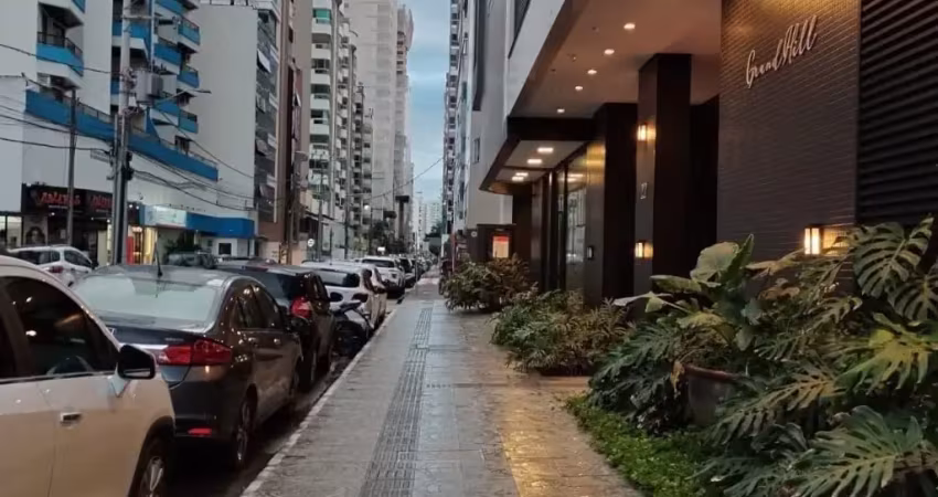 5. visibilidade e movimento que sua empresa precisa! próximo ao russi russi, rua 250, quase esquina com nereu ramos.
