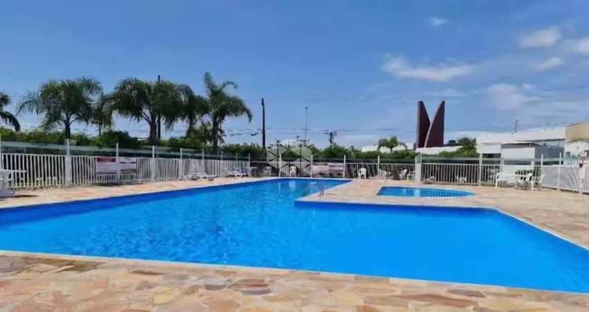 Casa 2 dormitórios  2 vagas - Condomínio com área  de lazer completa