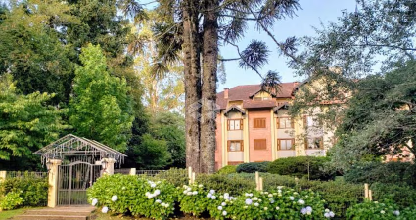 Apartamento duplex 80m² com 2 dormitórios em Gramado