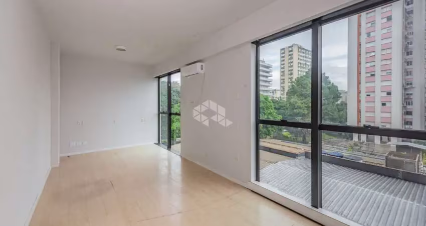 Torro sala comercial com vaga para carro por 175.000,00 na 24 de outubro !