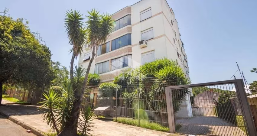 Apartamento de 2 dormitórios e 1 vaga no bairro Cristal