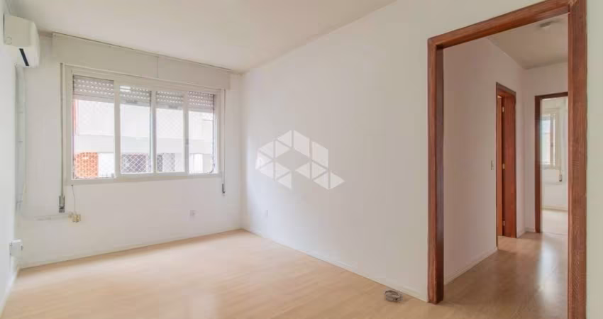 Apartamento 2 dormitorios sendo 1 suite e 1 vaga, Menino Deus, Porto