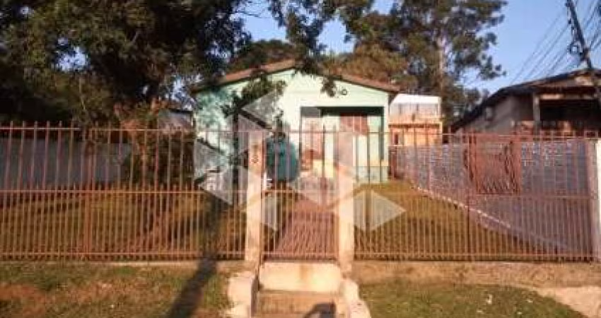 Imóvel com 02 dormitórios com suíte Bairro Esmeralda