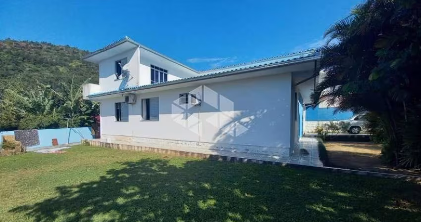 CASA CALHEIROS - GOVERNADOR CELSO RAMOS