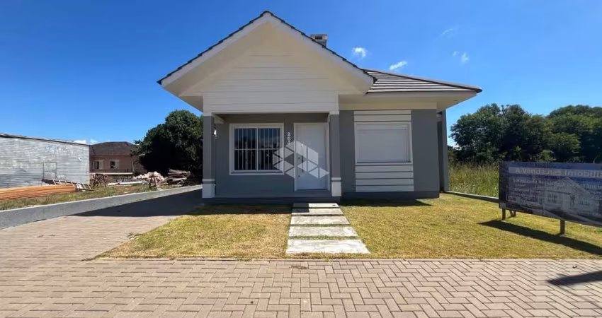 CASA 03 DORMITÓRIOS NOVA EM LINHA SANTA CRUZ