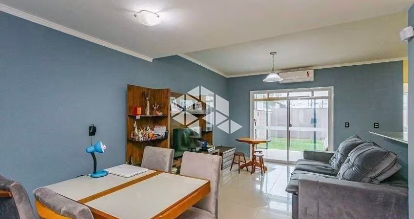 Casa/sobrado 135,00 m² 3 dormitórios, 1 suíte,  sala, cozinha, área de serviço, garagem para 3 carros, pátio amplo nos fundos, aceita financiamento