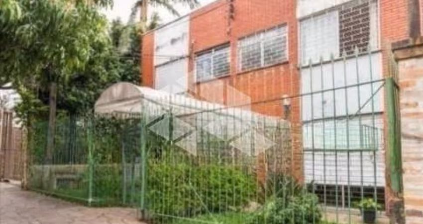 Apartamento 02 dormitórios para vender no bairro Morro Santana em Porto Alegre.