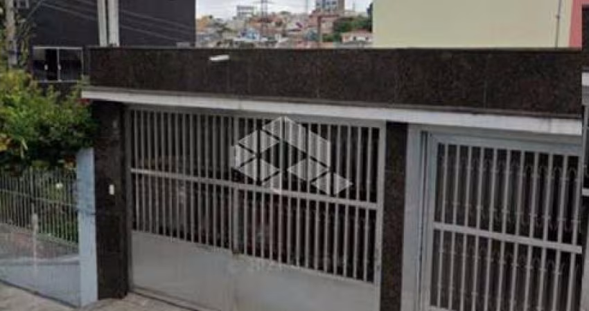 CASA A VENDA NA VILA COSTA MELO COM 3 QUARTOS