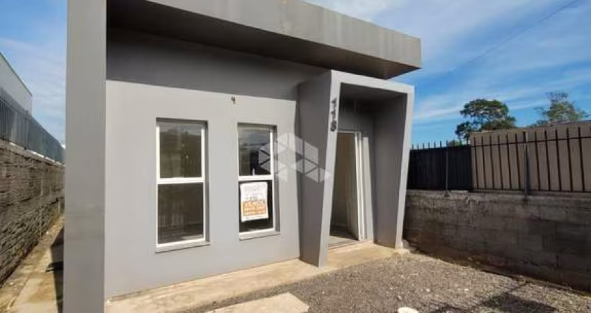 Casa de 2 dormitórios com garagem no bairro Jardim Luciana em São Leopoldo.