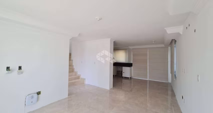 Casa com suíte e 2 dormitórios