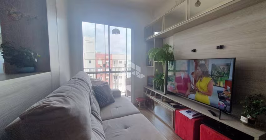 Apartamento com 2 dormitórios 1 vaga e semi mobiliado
