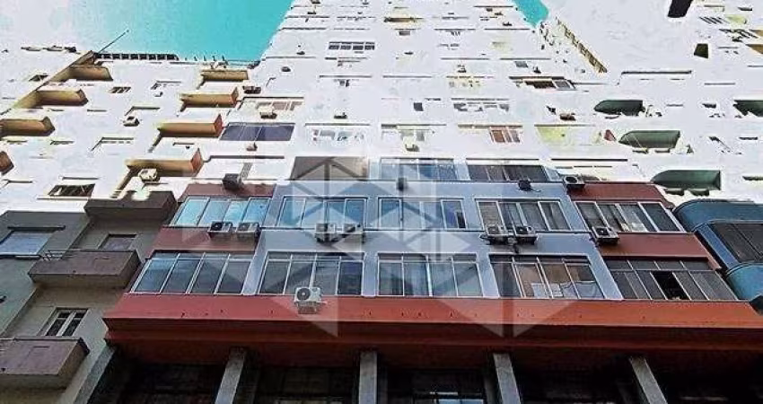 Apartamento studio / JK  à venda na av. Borges de Medeiros no bairro Centro Histórico em Porto Alegre / RS.