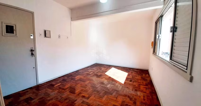 Apartamento JK desocupado à venda, localizado na Rua Marechal Floriano Peixoto