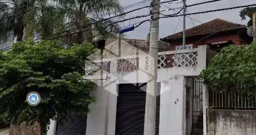 Casa com 03 dormitórios á venda no bairro medianeira