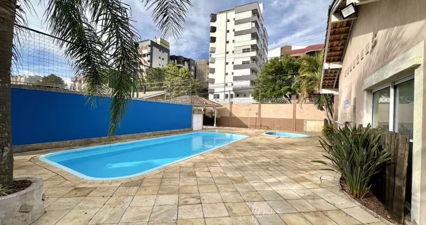 Casa em Condomínio Fechado no Centro de Canoas com 4 Dormitórios sendo 1 suíte e 2 vagas de garagem. Aceita financiamento e FGTS.