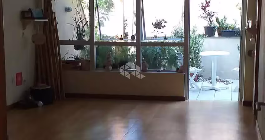 Sala comercial com sacada para venda na rua lima e silva no bairro cidade baixa