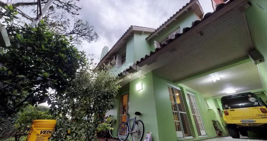 Casa com 3 quartos à venda na Rua Landel de Moura, 1199, Tristeza, Porto Alegre