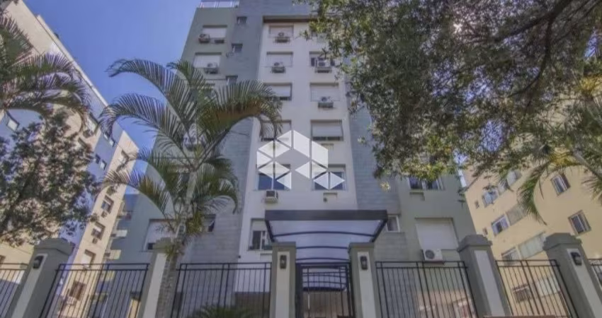 Apartamento de 02 dormitórios com box no Bairro Tristeza