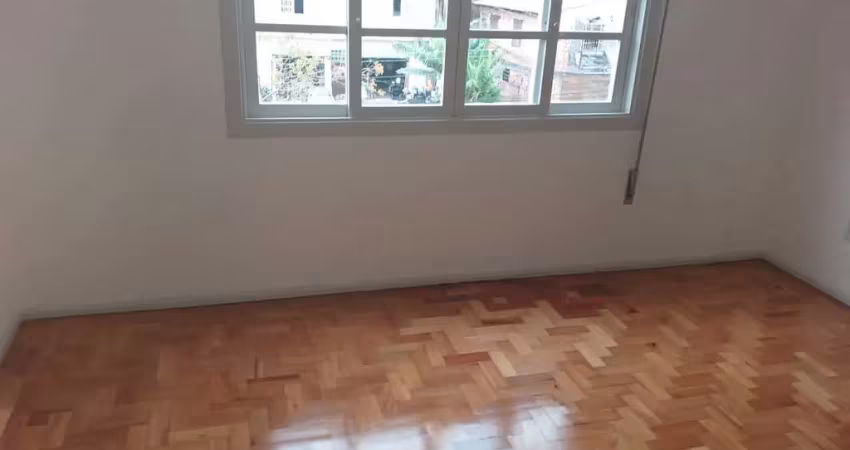 Apartamento 2 quartos de frente a venda   no bairro medianeira em porto alegre.